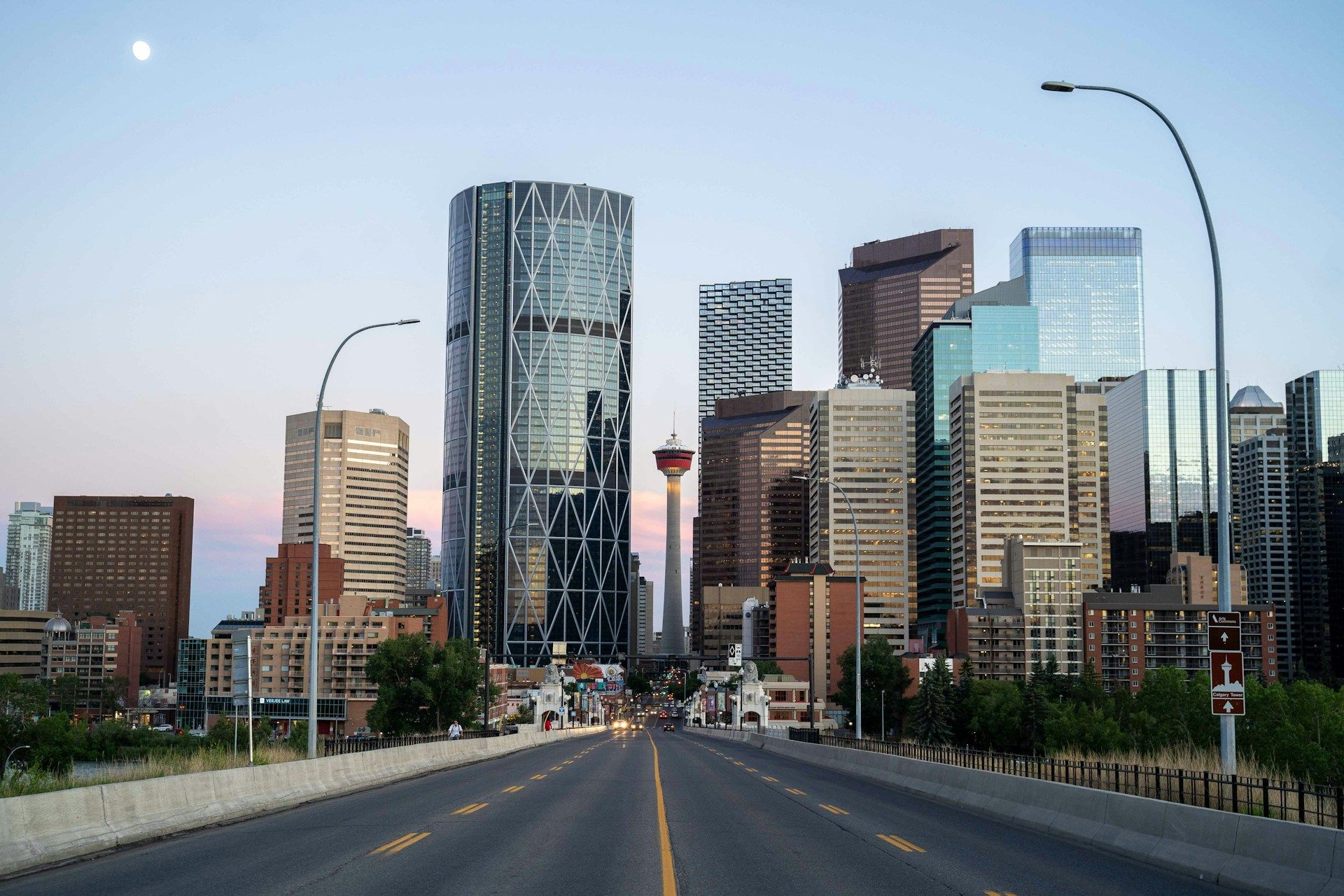 View of Calgary skyline with buildings