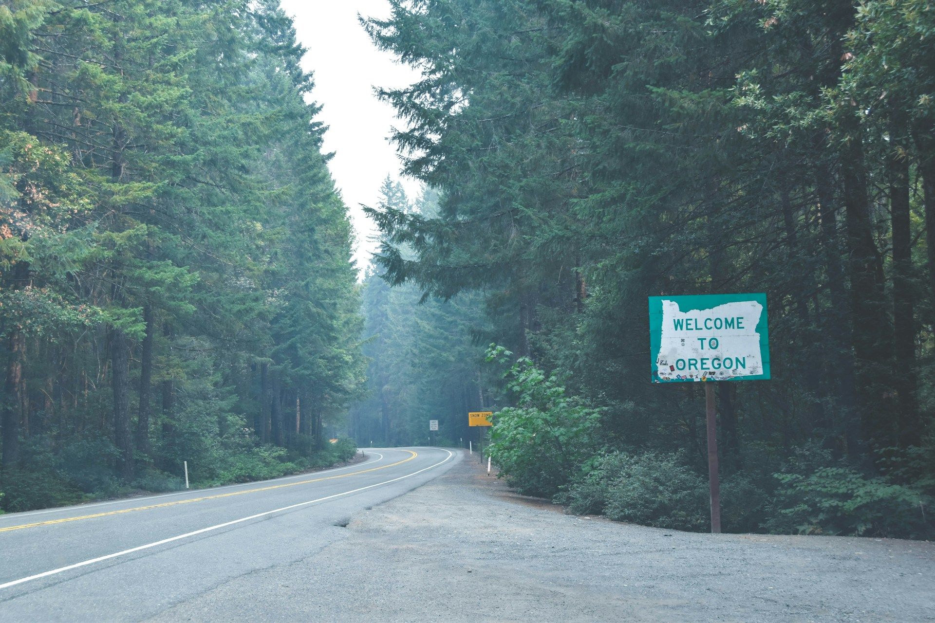 Welcome to Oregon sign in Eugene