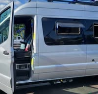Don's Winnebago Boldt Class B