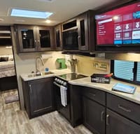 Jacqueline's Grand Design Xplorer 265bh Travel Trailer