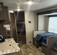 Shasta 26db Travel Trailer