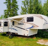 Samuel 's Keystone Outback  Fifth Wheel