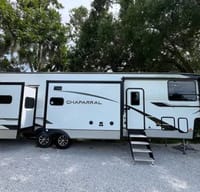 Coachmen Chaparral 375BAF Fifth Wheel