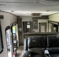 Holiday camper Coachman Chf334fl Fifth Wheel