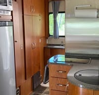 Fern‘s Travel Sprinter Van