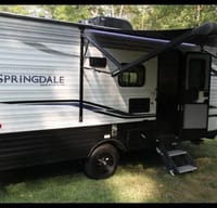 Light & Easy 2021 Keystone 1800BH