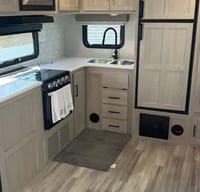 Margaret's Flagstaff 29RKSW Travel Trailer