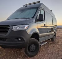 Plotting Adventures Thor Motorcoach