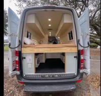 Phoenix's Mercedes-Benz Sprinter Class B