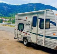 NEW ADVENTURE BECKONS - Jayco Travel Trailer *SUV/MINIVAN towable, under 3500lbs*