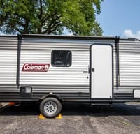 Lin's Coleman 17B Travel Trailer