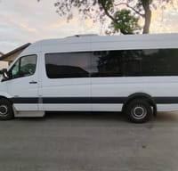 Chao's Mercedes-Benz sprinter 2500 Class B