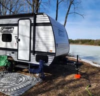Light Weight Coleman 13B Travel Trailer
