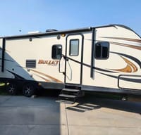 Rokosh Ultralight Bullet Travel Trailer - Sleeps  10