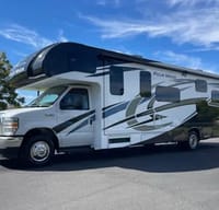 RV's Thor Motor Coach 31E Class C Luxury Motorhome w/ Bunk Bed by RV Phoenix LLC Class C