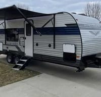 Jesse's Prime Time Avenger Travel Trailer