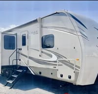 Jaimie's Jayco Eagle Paradise