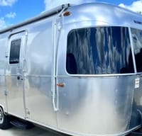 2021 Airstream Bambi: Compact Luxury Getaway ⛺