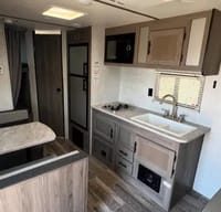 Cozy Trailer Big Adventures