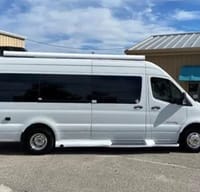 Alpha's Coachmen Galleria 24T Class B