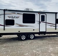 Shaun's Shasta Flyte 255rs Travel Trailer