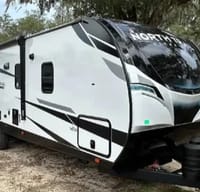 Heartland North Trail Travel Trailer 29BHP