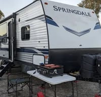 Take your trip in Over Yonder's 28' Springdale