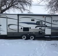 Beautiful 2013 Travel Trailer!