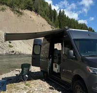 Pleasure-Way Rekon All Season Adventure Van