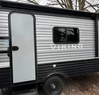 "Embark on Exhilarating Outdoor Journeys with Mission Adventures: Where Camping Dreams Roam Wild!" "NEW" to the Fleet is a BEAutiful "2021 Forest River Viking Saga 16 FB Travel Trailer"