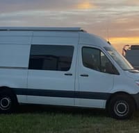Mindy's Mercedes-Benz Sprinter-ROSE