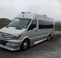 Mercedes Chinook Bayside-weekender