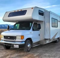 Brian's Luxury Family Adventure Rig with King Bed
