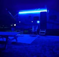 *TV, Solar, Bunkbeds..*