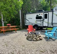20BHS Lightweight Travel Trailer w/Unlimited Miles 2022 Flagstaff E-Pro