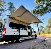 The Teton | 6 Seat belts | Luxury Van