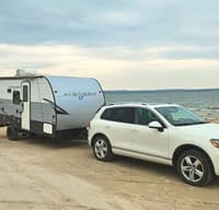 AVENGER LT Travel Trailer