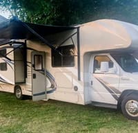 Amy's Thor Motor Coach Freedom Elite Class C