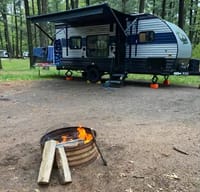 Shilhon Acre'ss Forest River Wolf Pup 18 RJB Toy Hauler