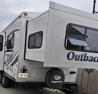 KiZi's  Keystone Outback 250RS Travel Trailer