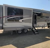 Spacious Open Range 33RLS Fifth wheel