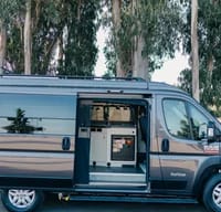 EASY TO USE Pleasure-Way Tofino Campervan