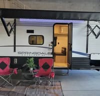 jean's Keystone Springdale mini 1800BH Travel Trailer