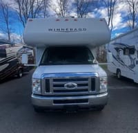 Minnie Winnie, 8 Person RV Rental!