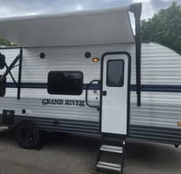 Summer Fun! Rent Our Grand River 22MD Travel Trailer