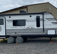 Vic's Dutchmen Aspen Trail Travel Trailer