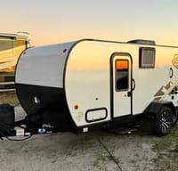 The Adventure Mobile - Coleman Rubicon 1400bh