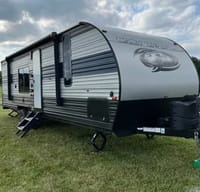 Toy Hauler! 2021 Forest River Cherokee Grey Wolf 26RR Pet and Kid Friendly!