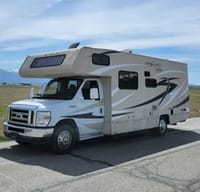 Alan's Coachmen Leprechaun Class C