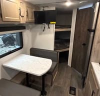Wayne's Grand River 26DB Travel Trailer